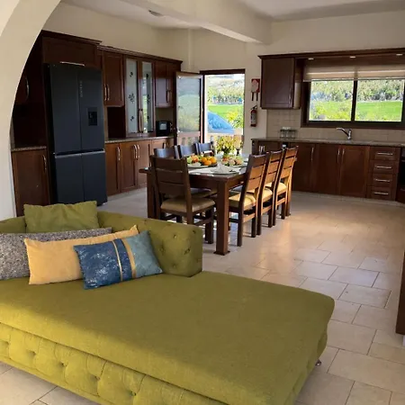 Vilă Marianna I - Spacious Sea View With Private Pool - Sea Caves *