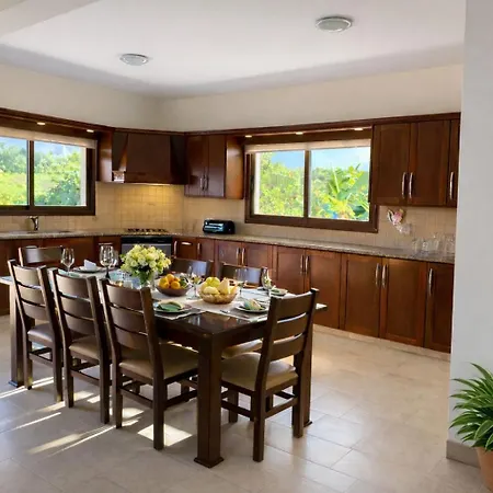 Vilă Marianna I - Spacious Sea View With Private Pool - Sea Caves Peyia